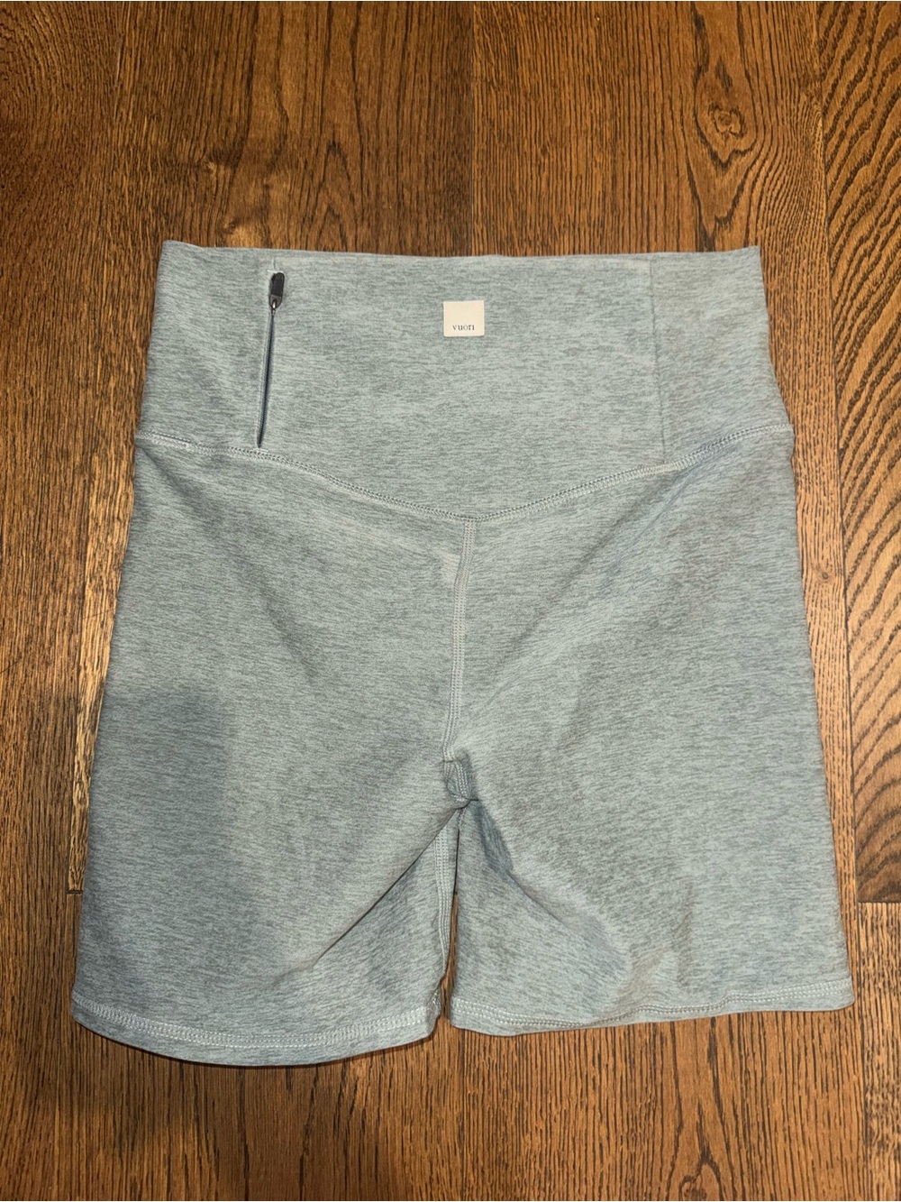 Vuori Clean Elevation Shorty Biker Shorts 6” in Blue Haze Heather Size Small